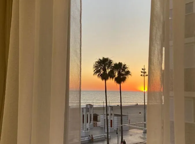 Reformado Con Vistas Al Mar * كاديز